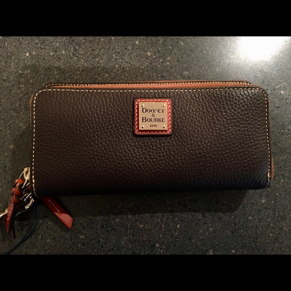 Dooney and Bourke Double Zip Pebble Grain Wallet